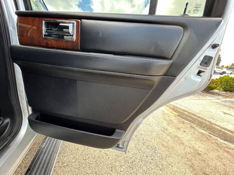 2017 Lincoln Navigator Select