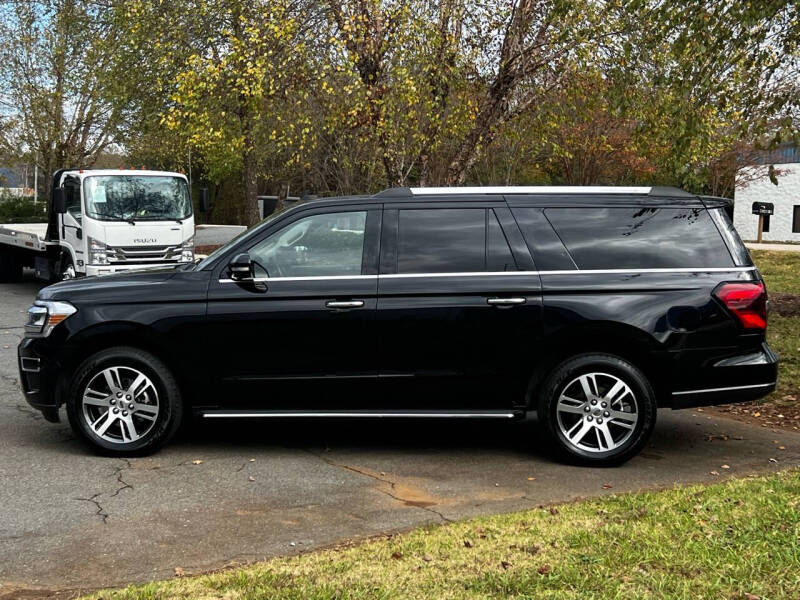 2023 Ford Expedition Limited photo 4