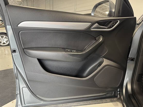 2016 Audi Q3 2.0T quattro Premium Plus