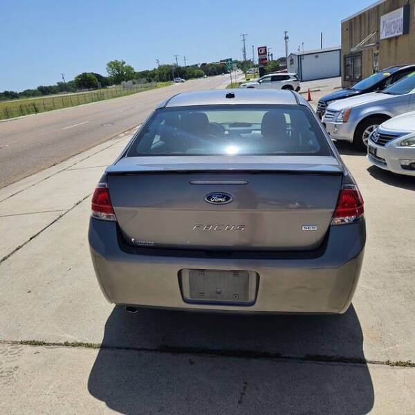 2010 Ford Focus SES