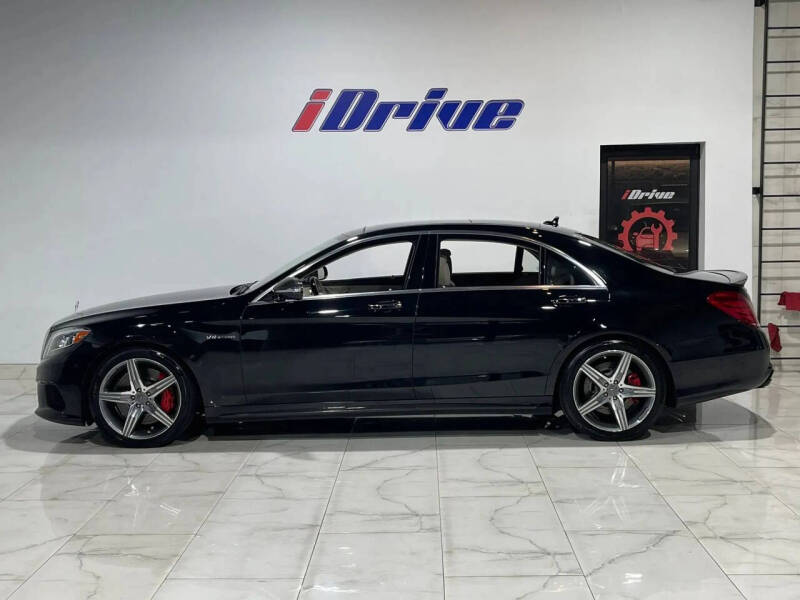 2016 Mercedes-Benz S-Class AMG S 63