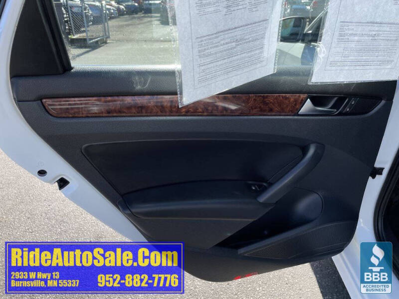 2013 Volkswagen Passat SEL