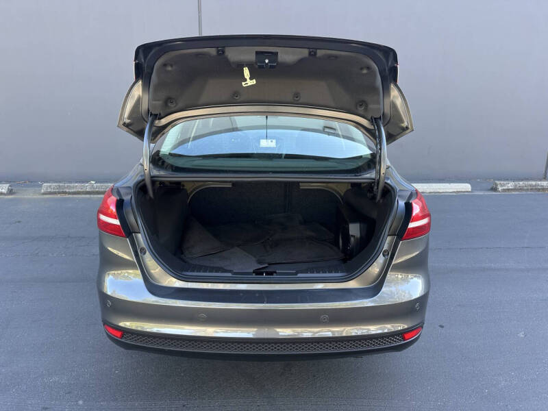 2017 Ford Focus SEL