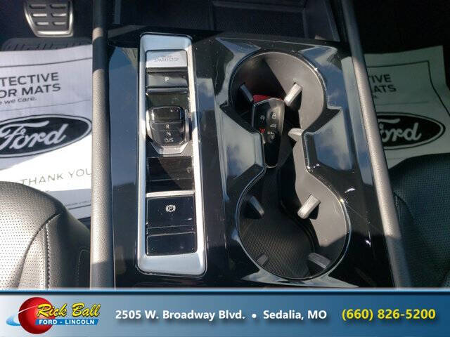 2024 Volkswagen Atlas Cross Sport SEL R-Line 4Motion