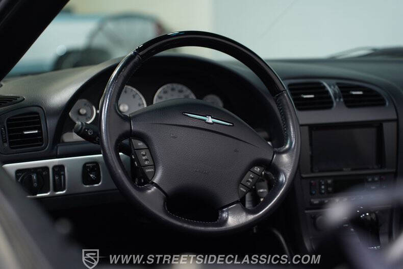 2005 Ford Thunderbird Deluxe