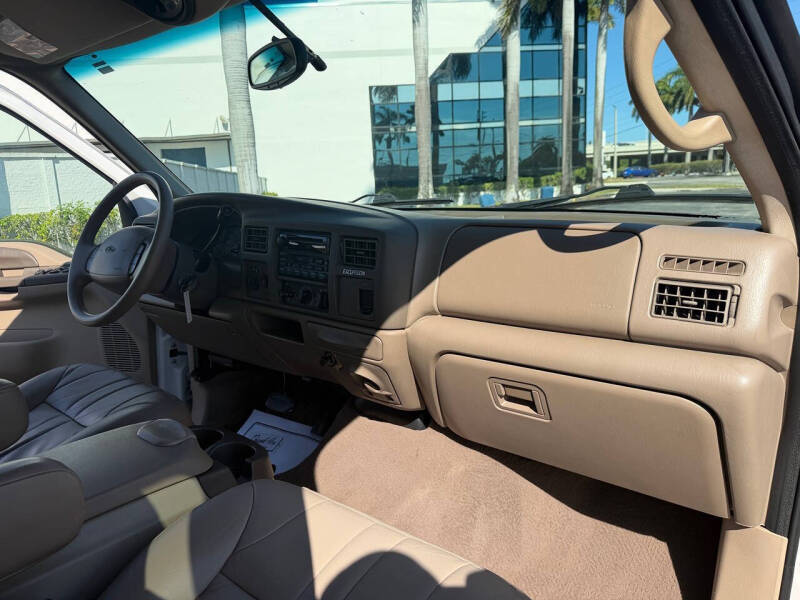 2000 Ford Excursion XLT