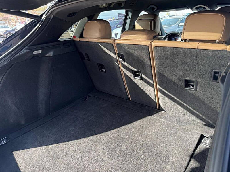 2020 Porsche Macan S