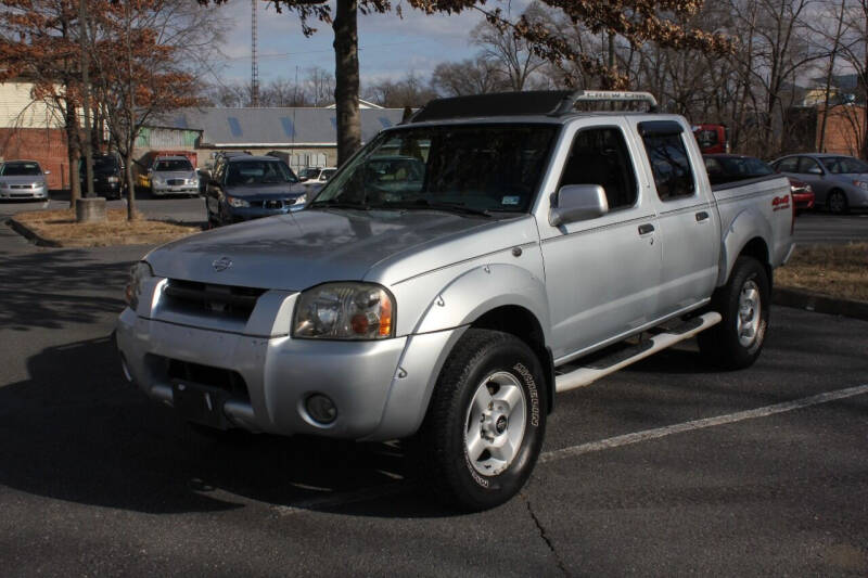 2001 Nissan Frontier for sale at Auto Bahn Motors in Winchester VA