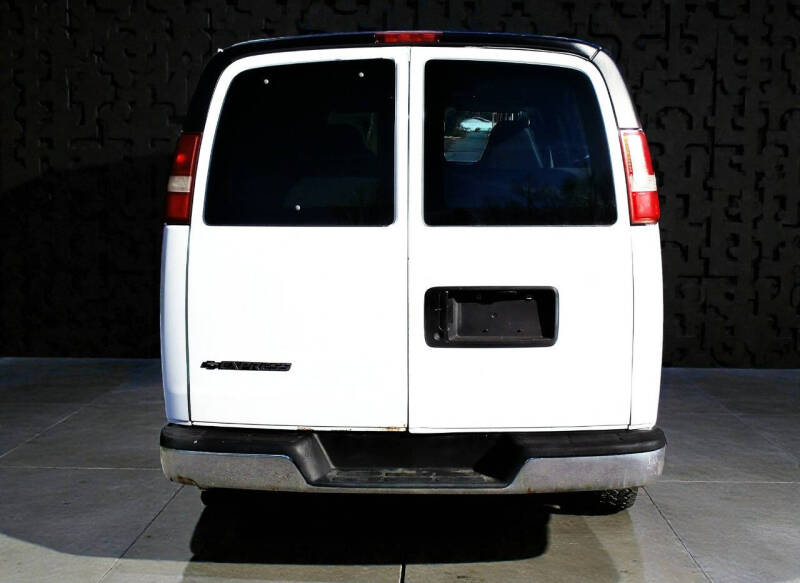 2009 Chevrolet Express LS 3500