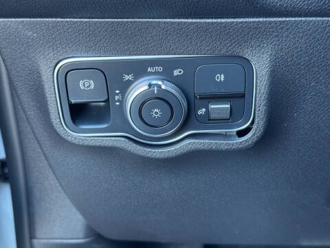 2022 Mercedes-Benz GLB GLB 250