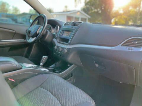 2012 Dodge Journey SE