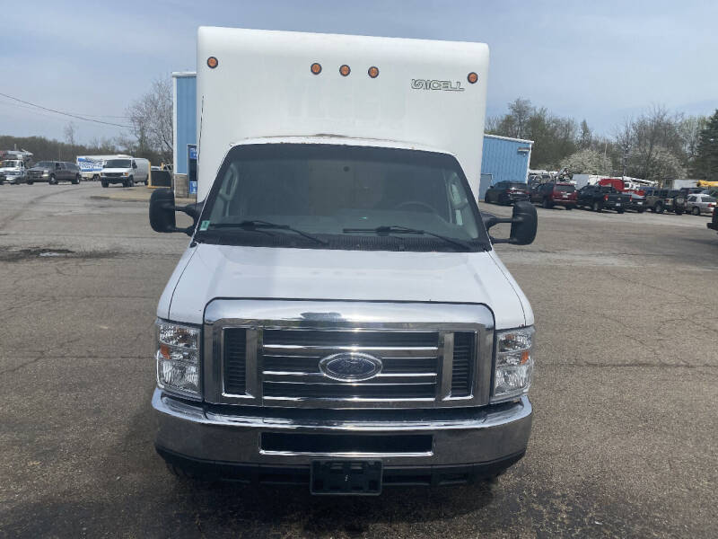 2016 Ford E-Series E-350 SD