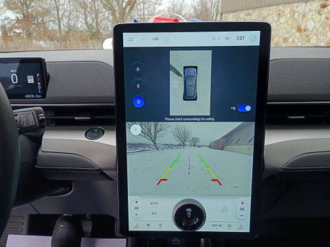 2021 Ford Mustang Mach-E Select