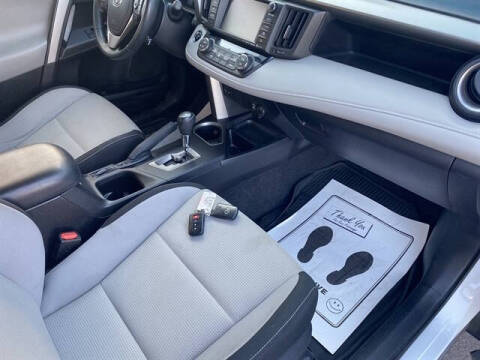 2017 Toyota RAV4 XLE