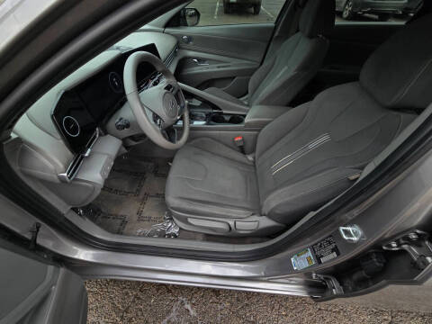 2023 Hyundai Elantra