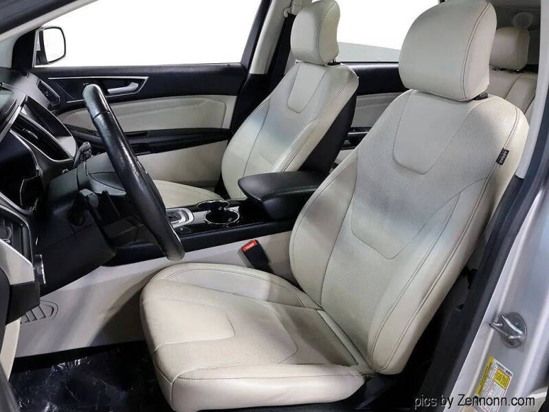 2016 Ford Edge Titanium