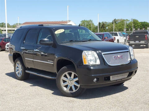2013 GMC Yukon for sale at Betten Baker Preowned Center in Twin Lake MI