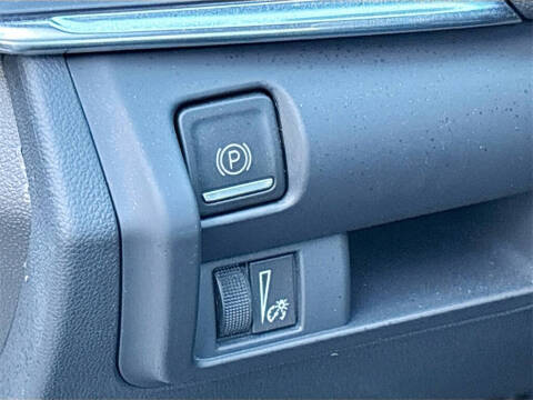 2025 Cadillac CT4 Luxury