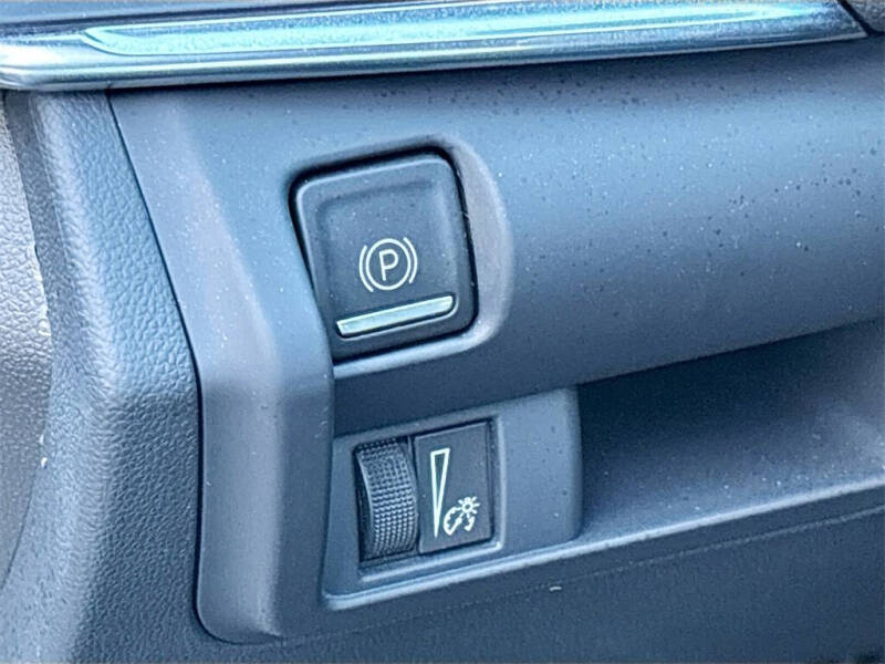 2025 Cadillac CT4 Luxury