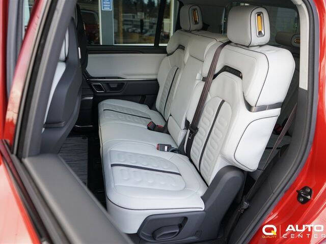 2023 Rivian R1S Launch Edition