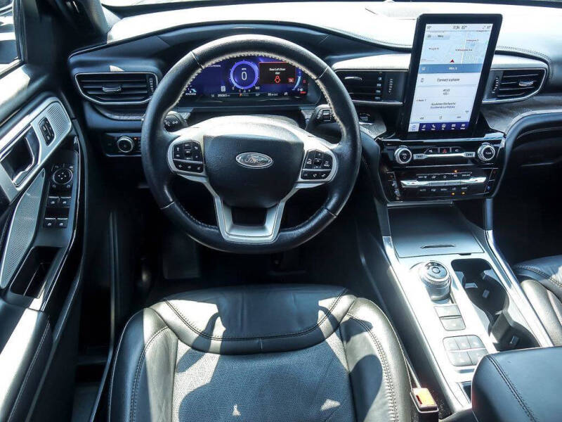 2022 Ford Explorer Platinum