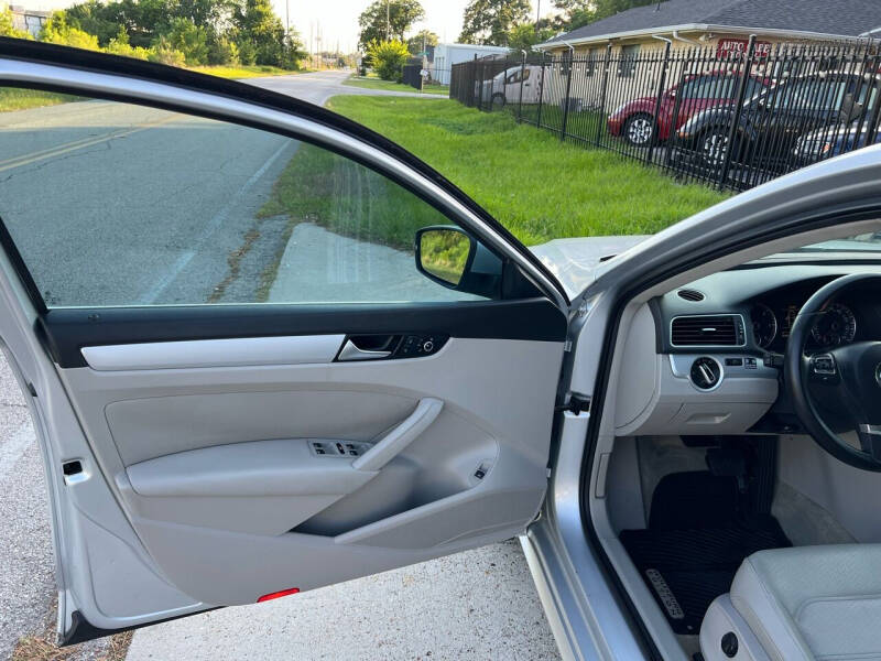 2013 Volkswagen Passat TDI SE