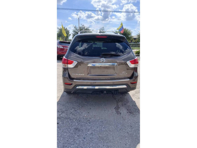 2015 Nissan Pathfinder S