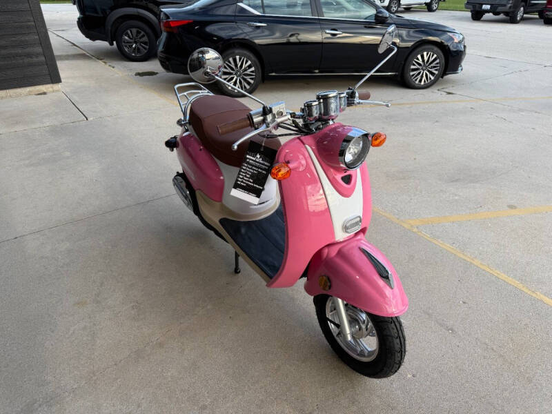 2025 Wolf Islander 50cc