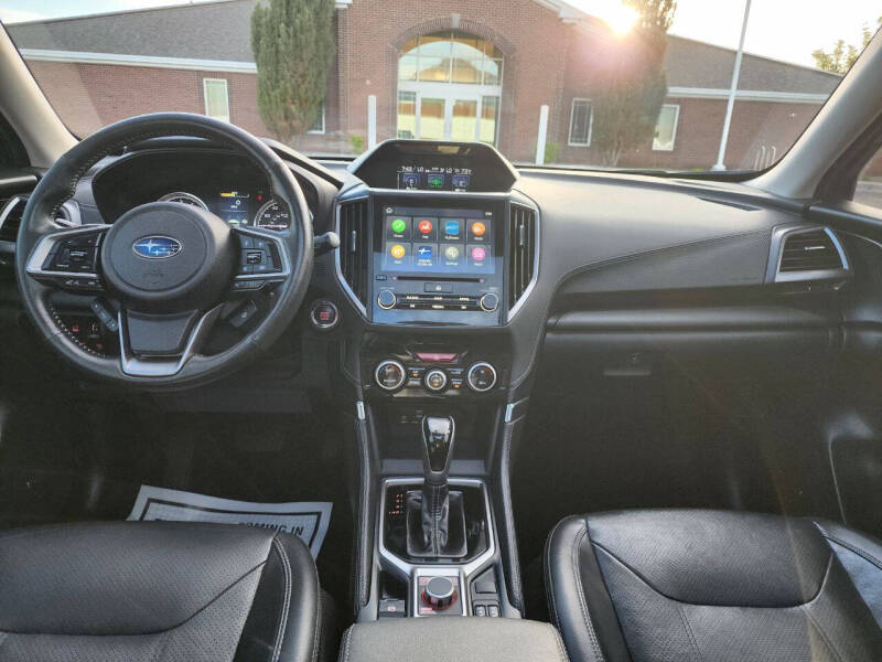 2023 Subaru Forester Touring
