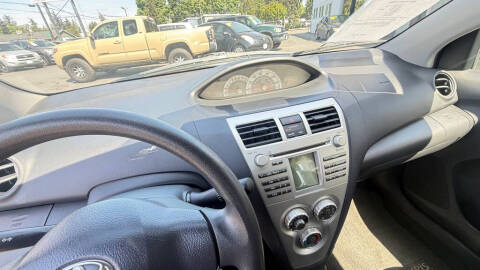 2007 Toyota Yaris