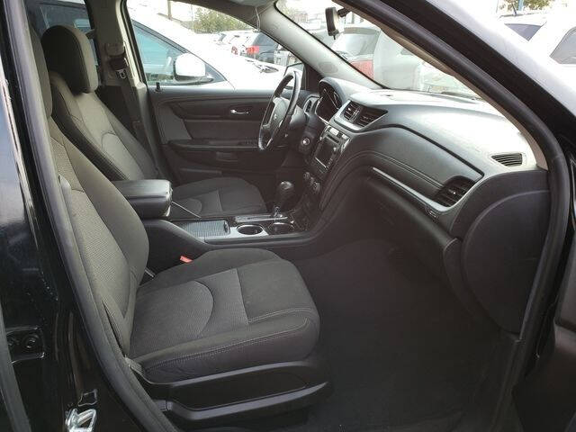 2017 Chevrolet Traverse LT