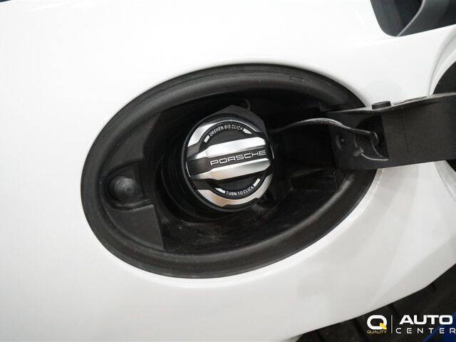 2023 Porsche 718 Cayman GT4 RS