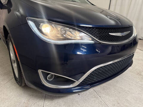 2018 Chrysler Pacifica Touring L Plus