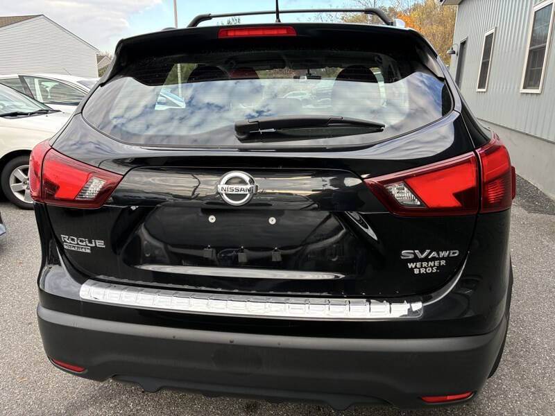2017 Nissan Rogue Sport SV