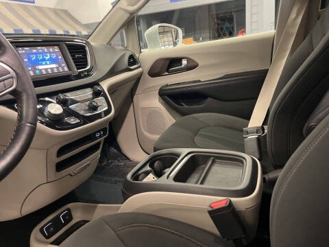 2019 Chrysler Pacifica Touring Plus