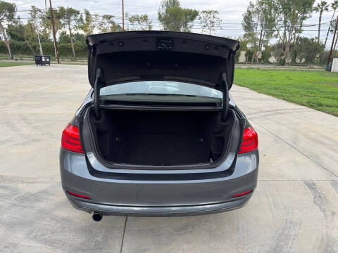 2016 BMW 3 Series 320i