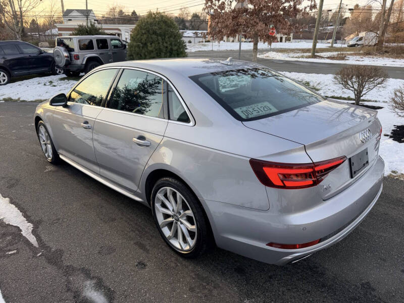 2019 Audi A4 quattro Premium Plus 45 TFSI