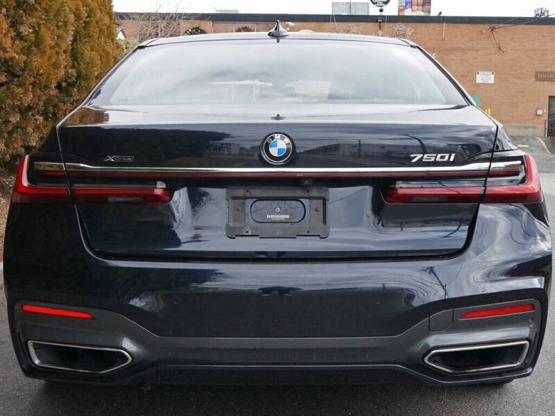 2022 BMW 7 Series 750i xDrive