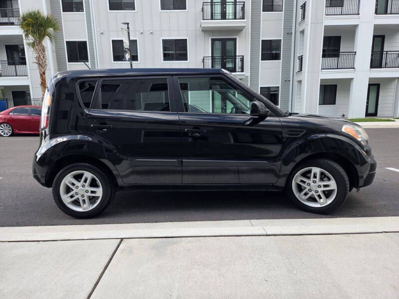 2011 Kia Soul +