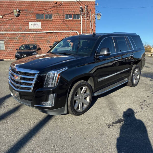 2018 Cadillac Escalade Luxury