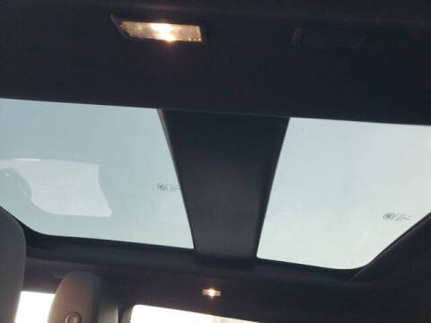 2024 Land Rover Range Rover Evoque P250 Dynamic SE