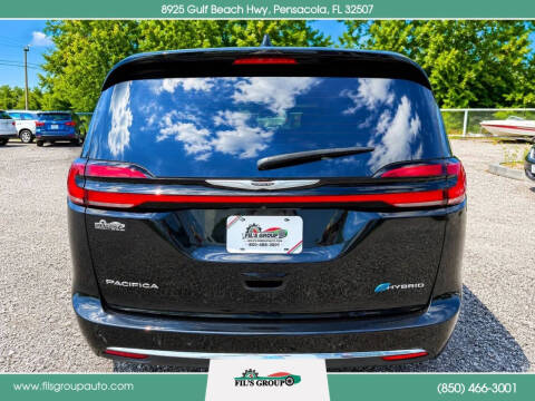 2023 Chrysler Pacifica Plug-In Hybrid Touring L