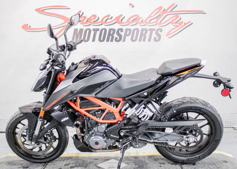 2023 KTM 390 Duke