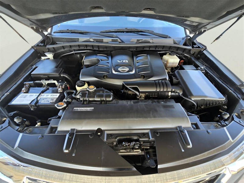 2017 Nissan Armada SV