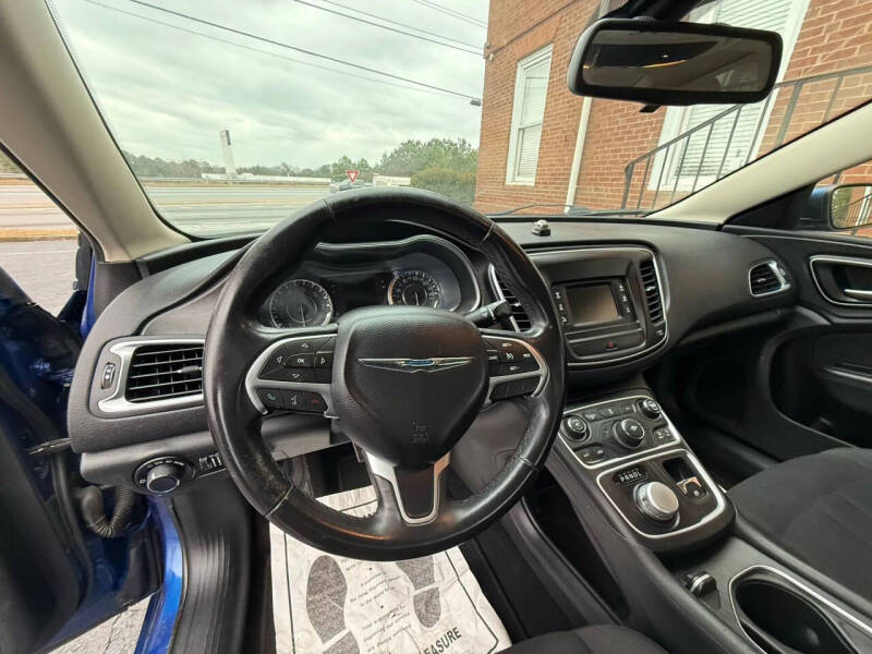 2015 Chrysler 200 Limited