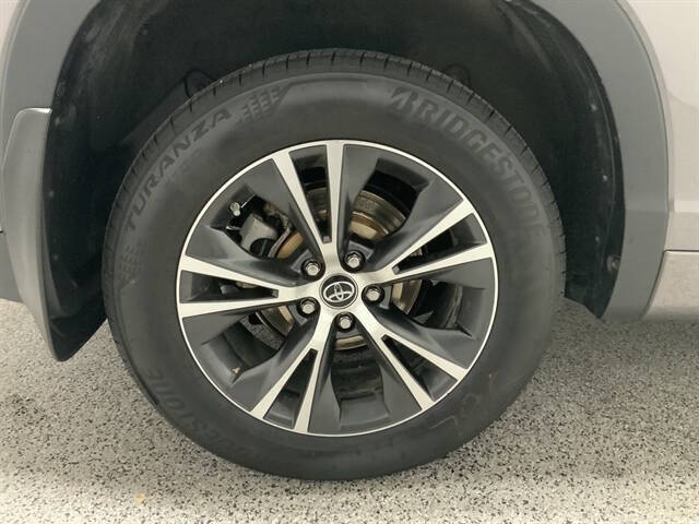 2018 Toyota Highlander LE