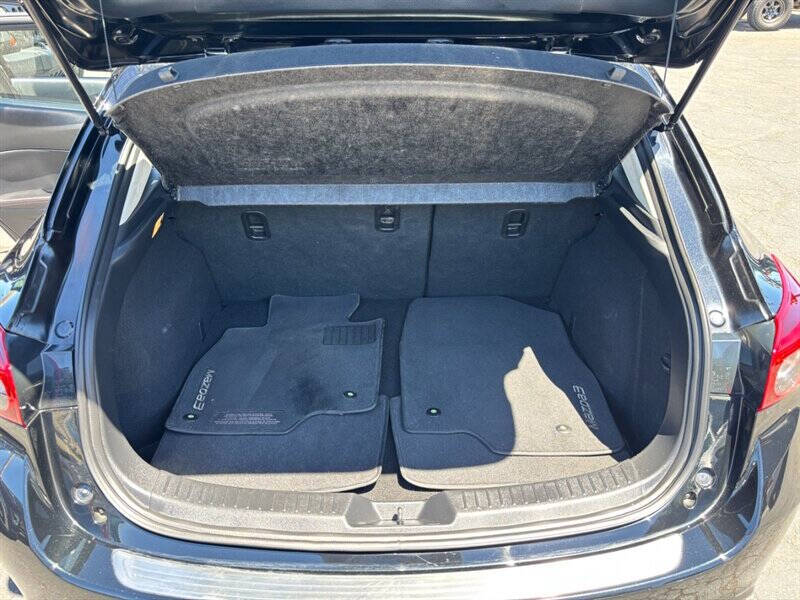 2016 Mazda MAZDA3 s Grand Touring