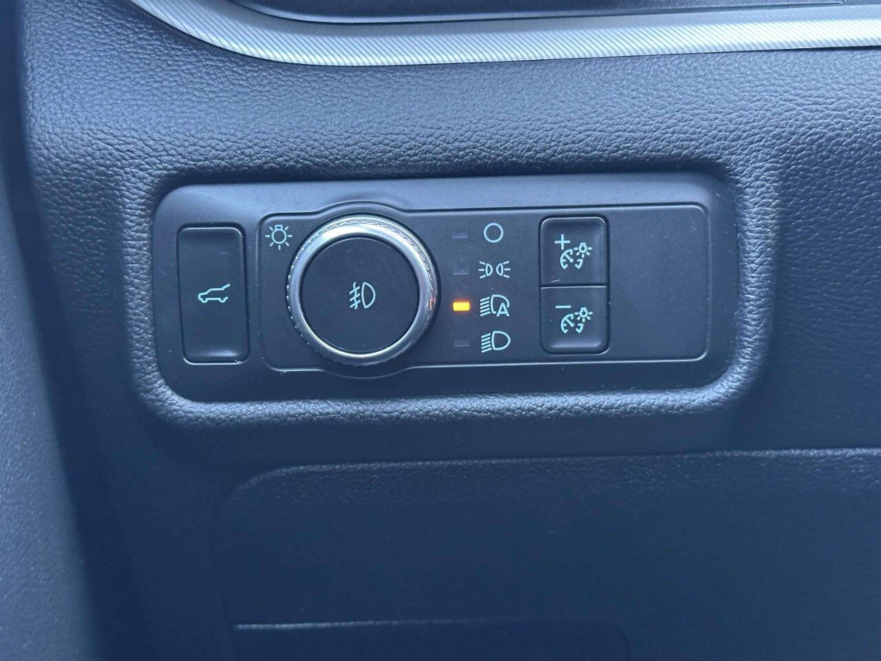 FordExplorer32