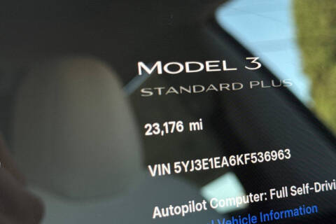 2019 Tesla Model 3 Standard Range Plus