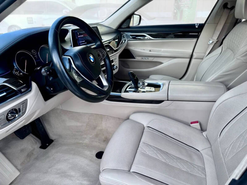 2016 BMW 7 Series 740i